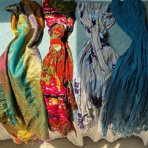Scarves- set of 4 multicolored